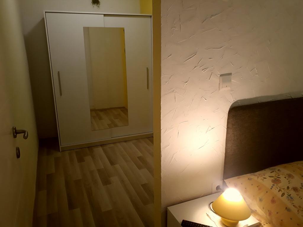 Pia Apartment Dugi Rat Ngoại thất bức ảnh